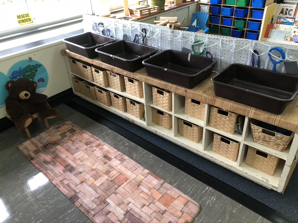 kindergarten science center
