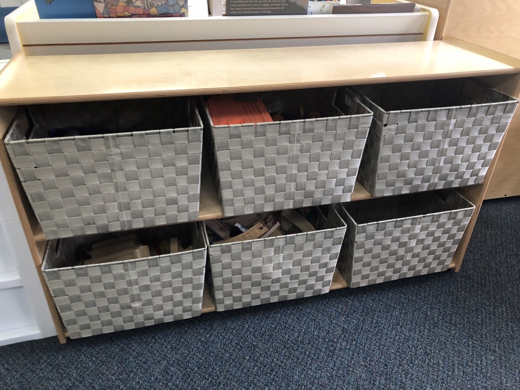 kindergarten classroom center organization